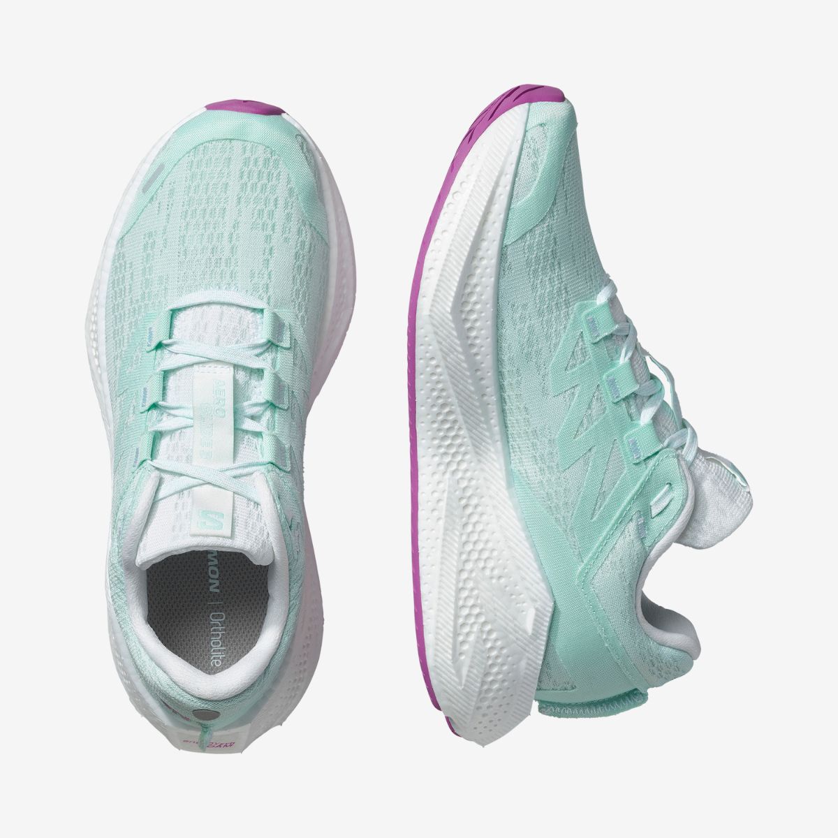 #Color_Celeste