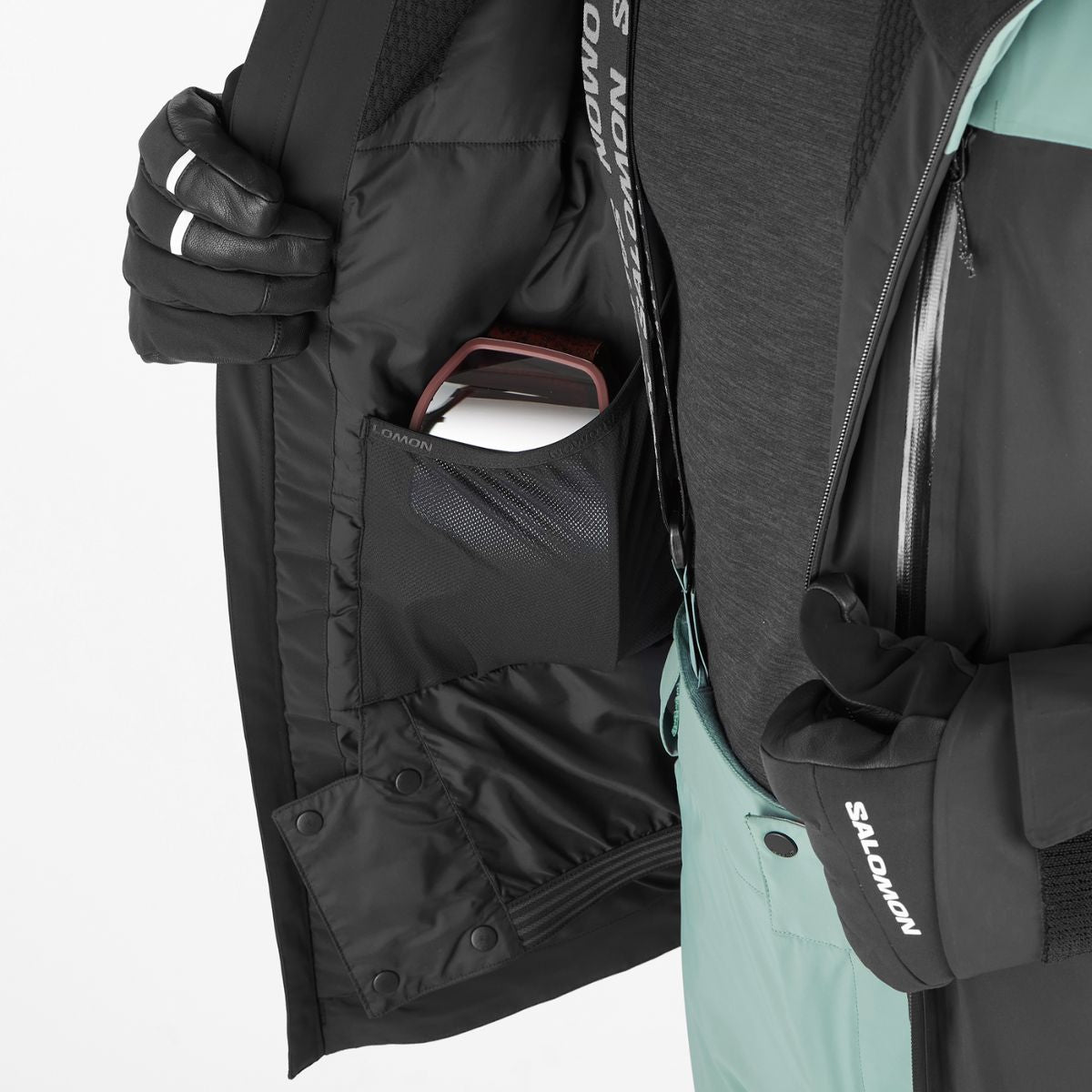 #Color_Negro/Verde