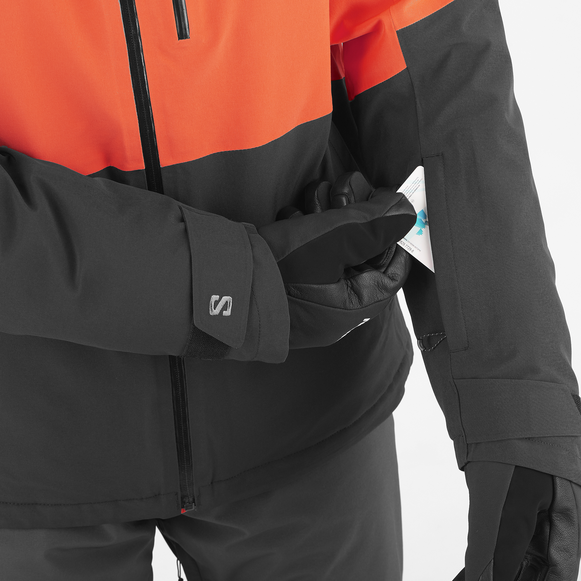 #Color_Naranja/Negro