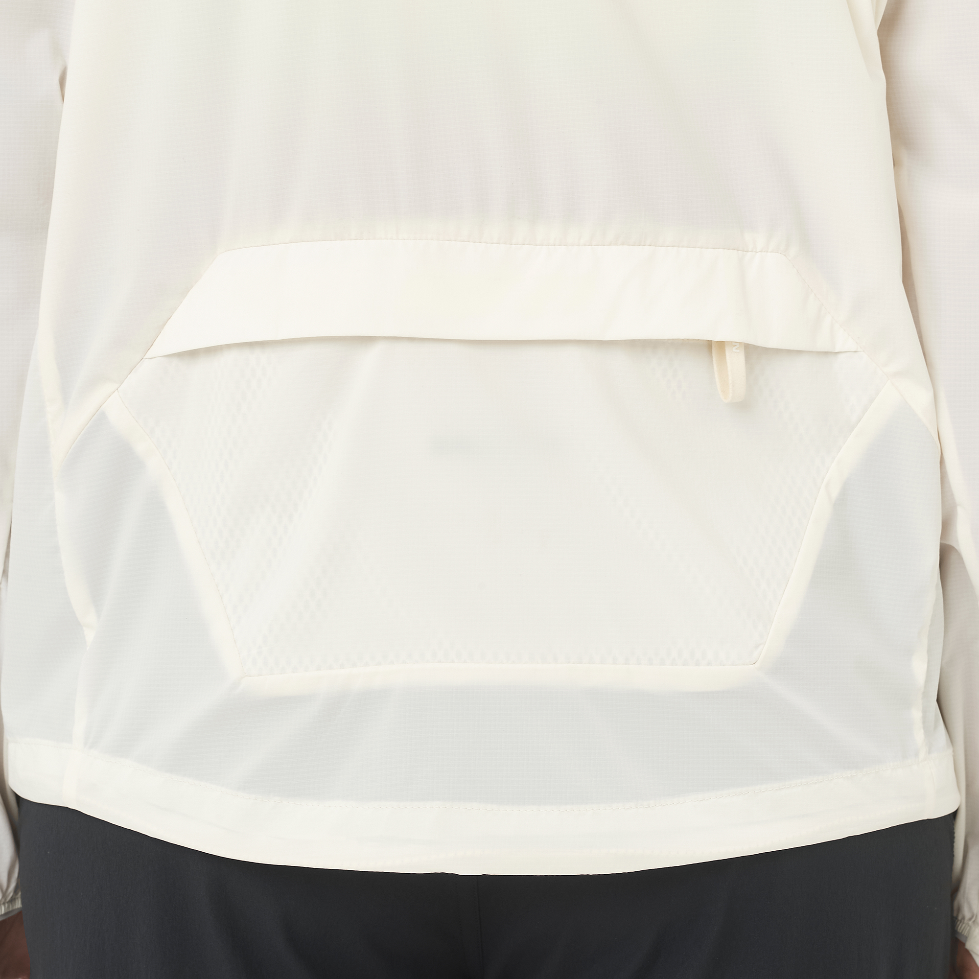 #Color_Blanco