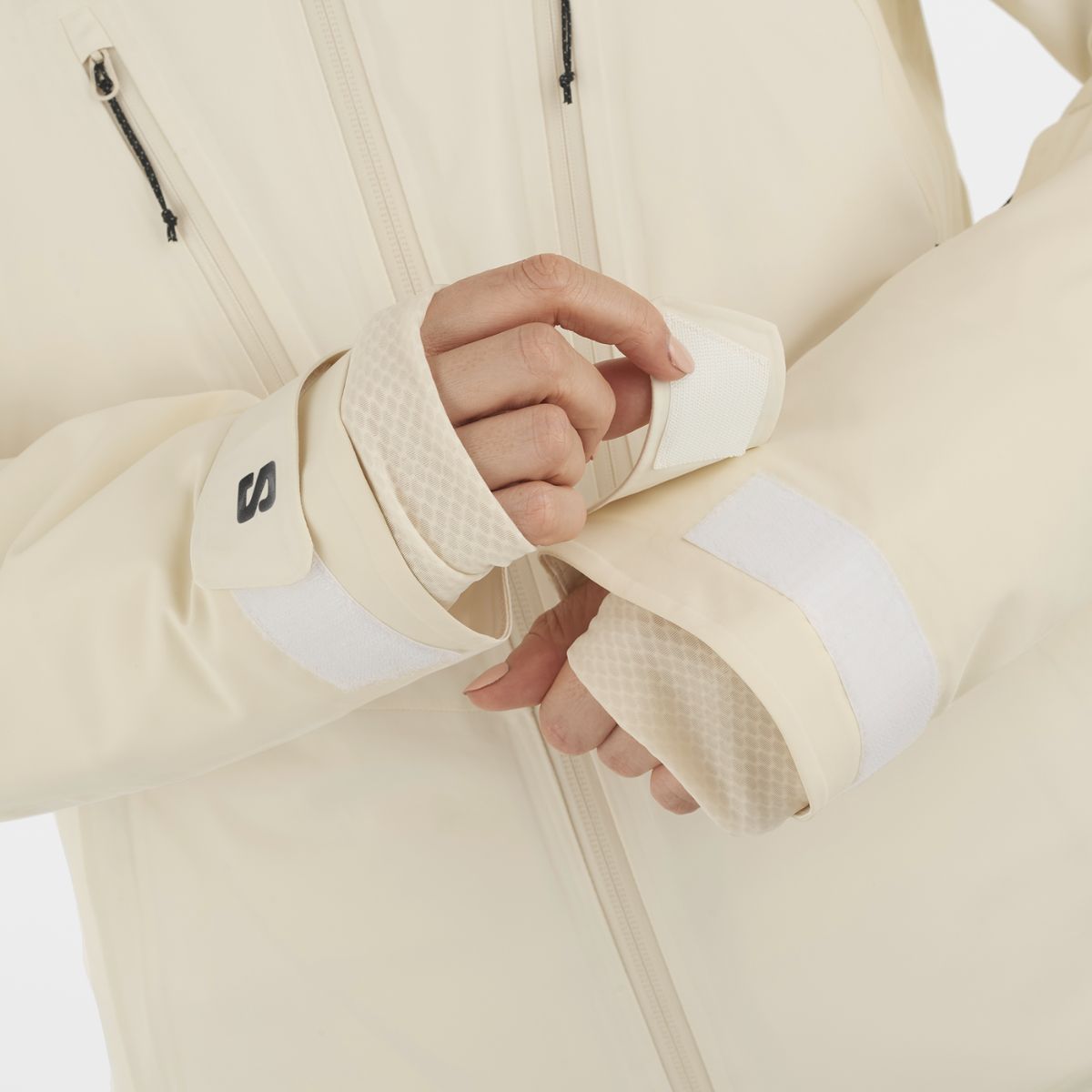 #Color_Beige