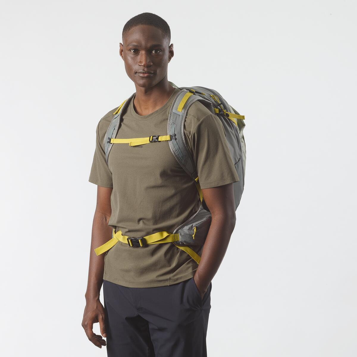 #Color_Gris/Amarillo