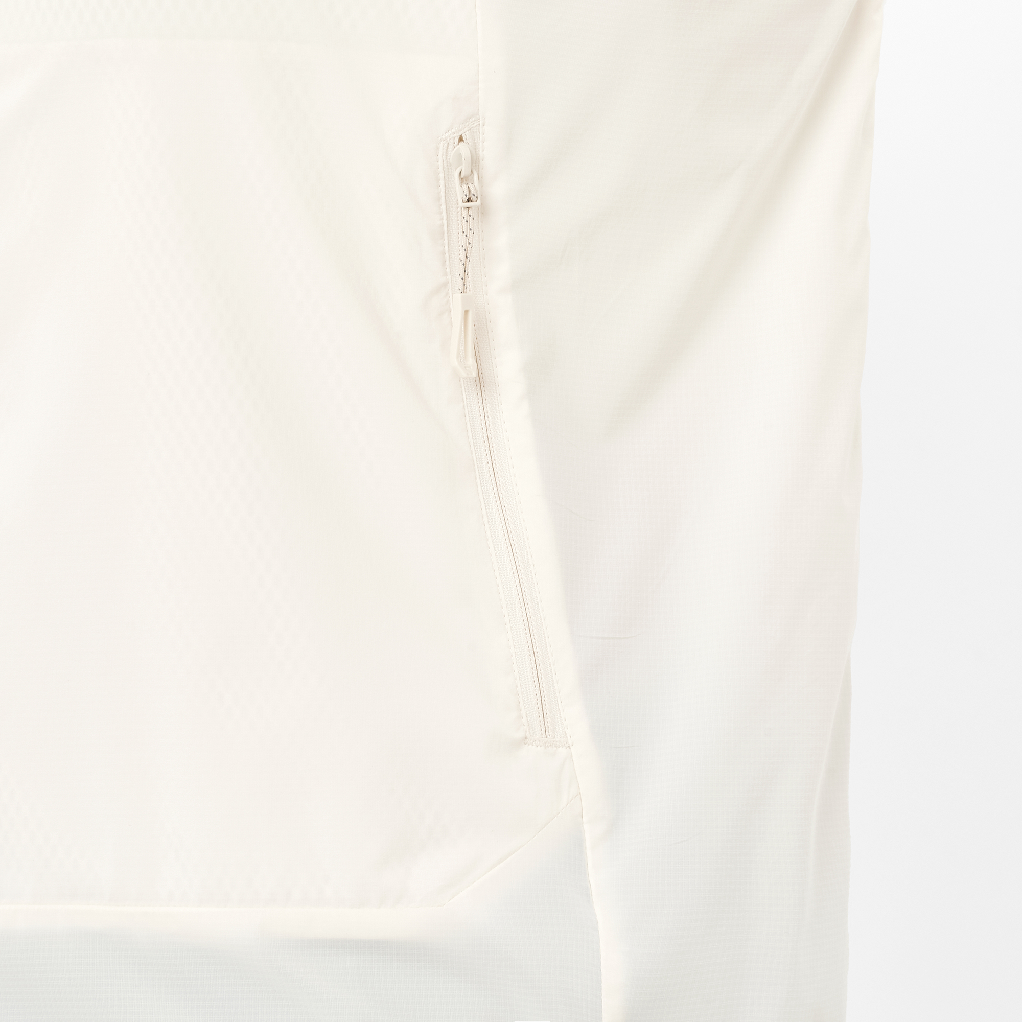 #Color_Blanco