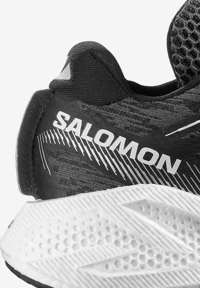 Ligereza sin costuras