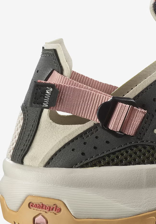 El agua que entra por la que sale