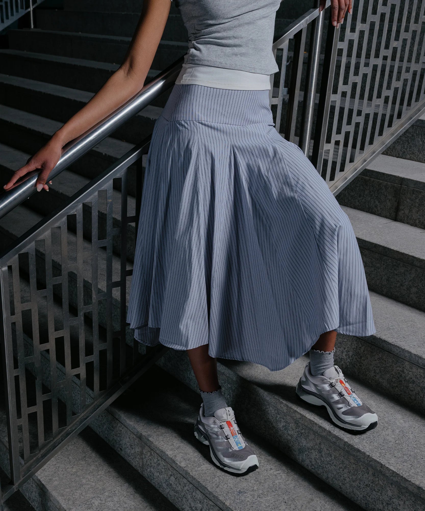 #Color_Gris